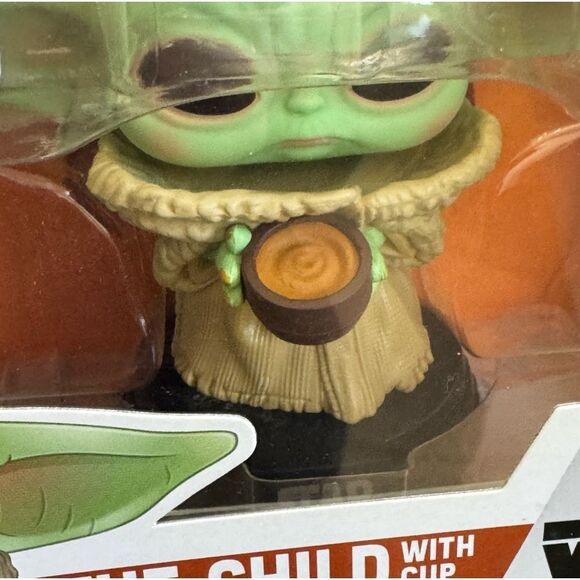 Star Wars The Mandalorian The Child with Cup Funko Pop! Collectible Figurine.NEW - Picture 8 of 12